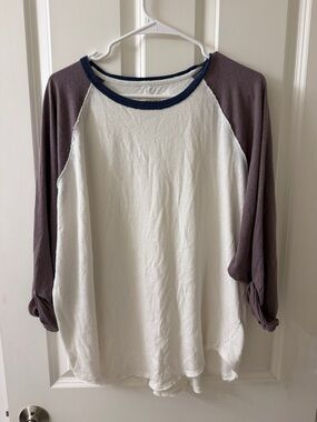 We The Free Long-Sleeve Raglan Tee - Cream Body with Dark Sleeves and Navy Trim